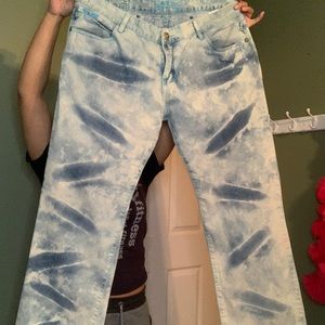 Embellished Flap Tie Dye Robin’s Jean